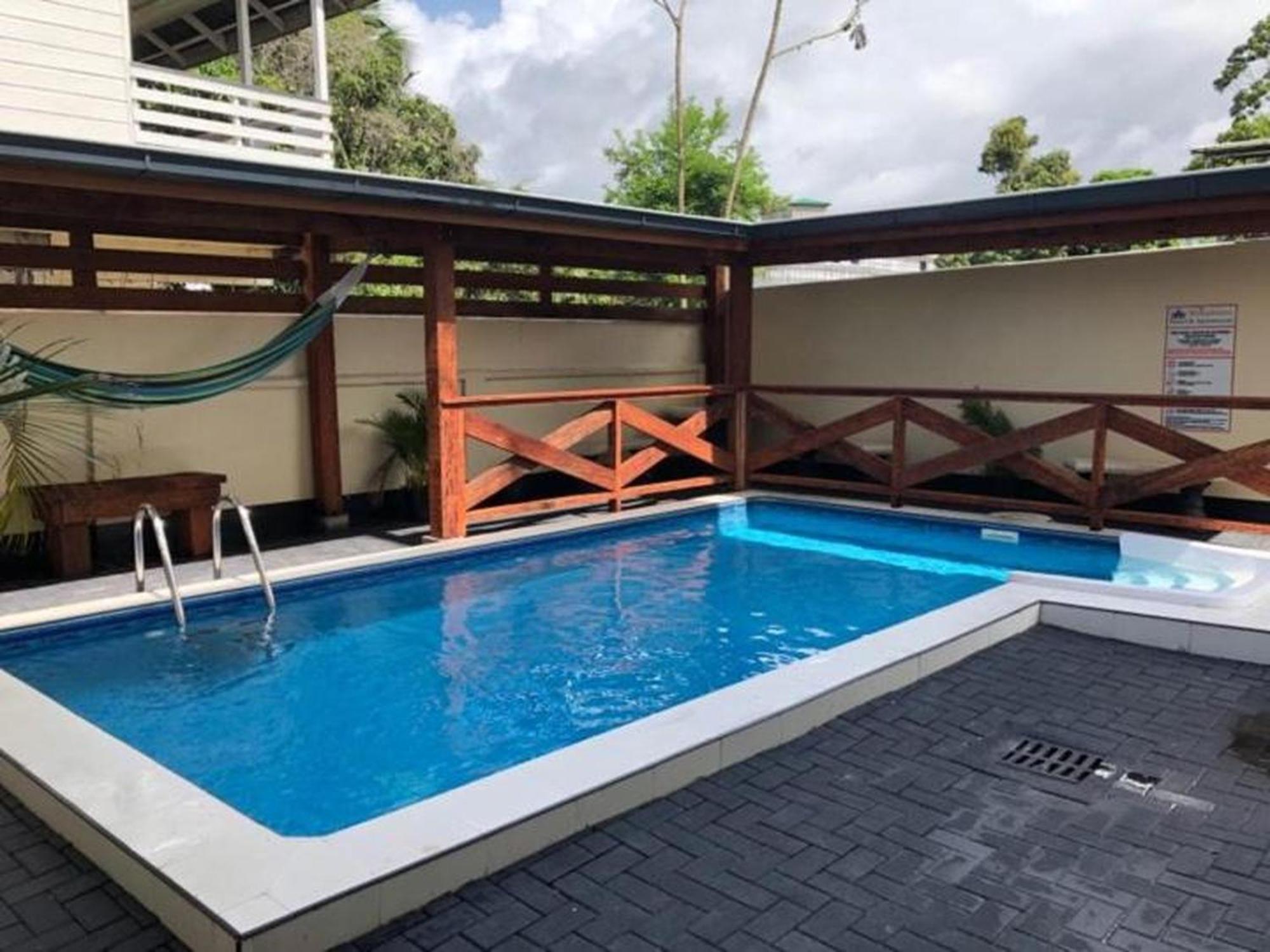 Wilhelmina Hotel & Apartments Paramaribo Exterior photo